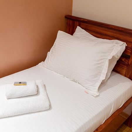 Pančevo Hotel Kutko מראה חיצוני תמונה