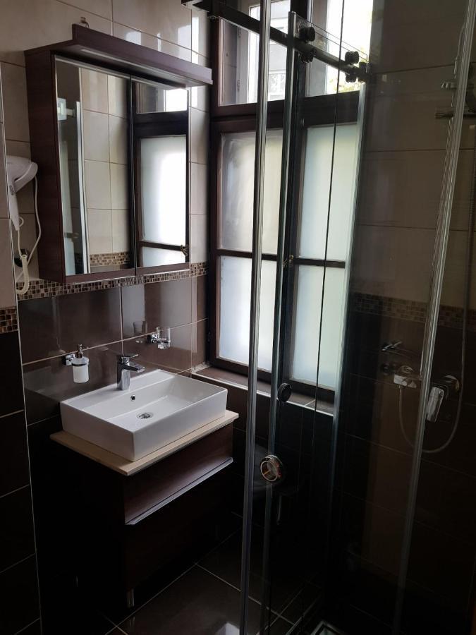 Pančevo Hotel Kutko מראה חיצוני תמונה
