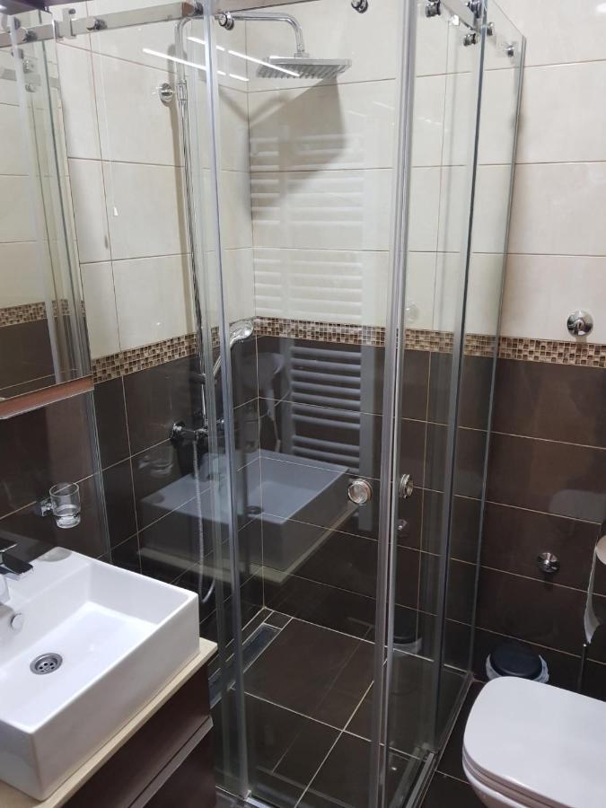 Pančevo Hotel Kutko מראה חיצוני תמונה