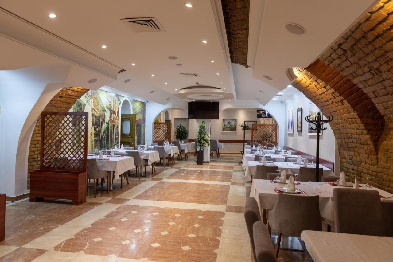Pančevo Hotel Kutko מראה חיצוני תמונה