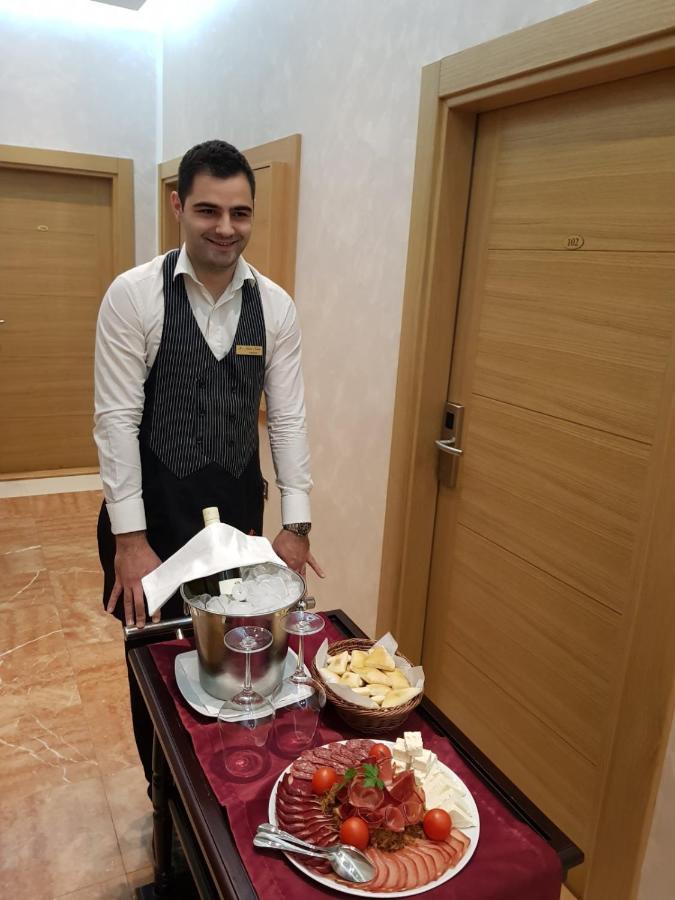 Pančevo Hotel Kutko מראה חיצוני תמונה