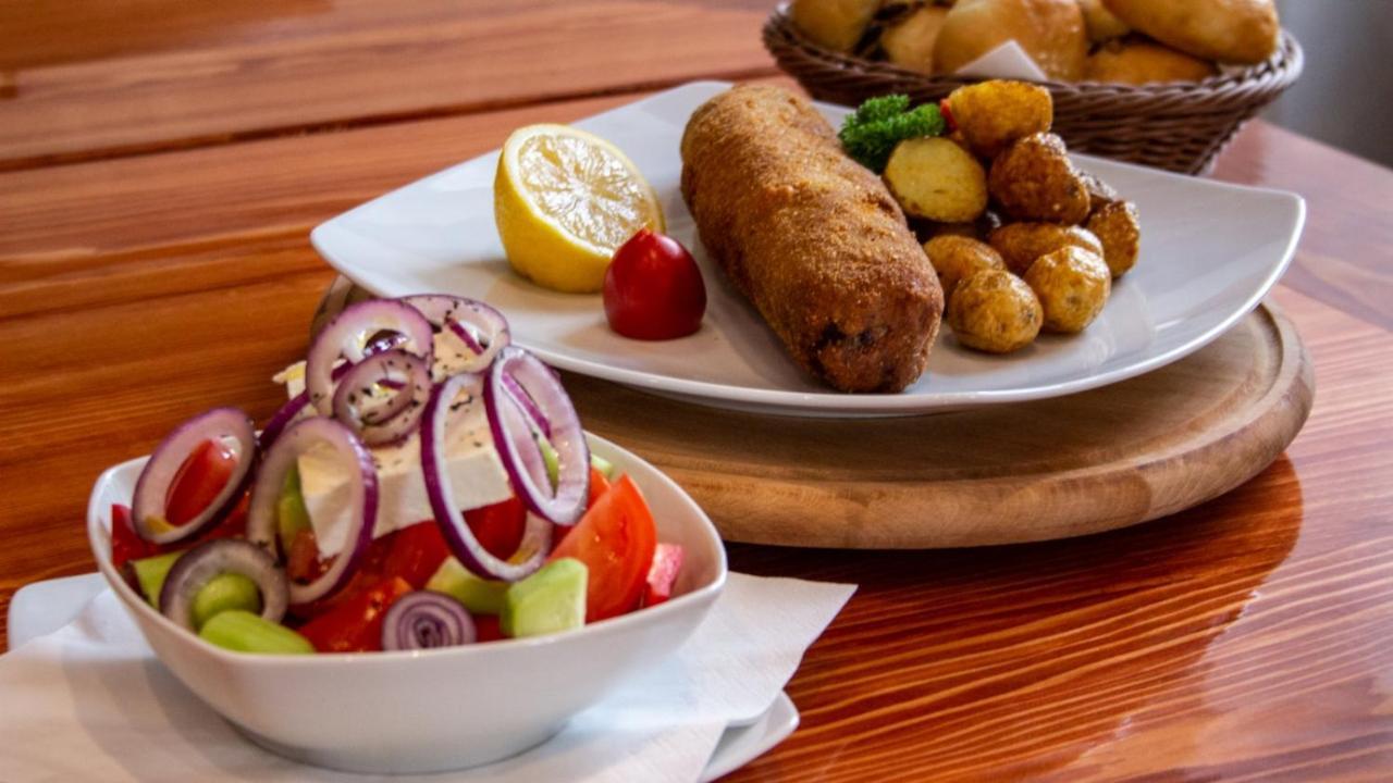 Pančevo Hotel Kutko מראה חיצוני תמונה
